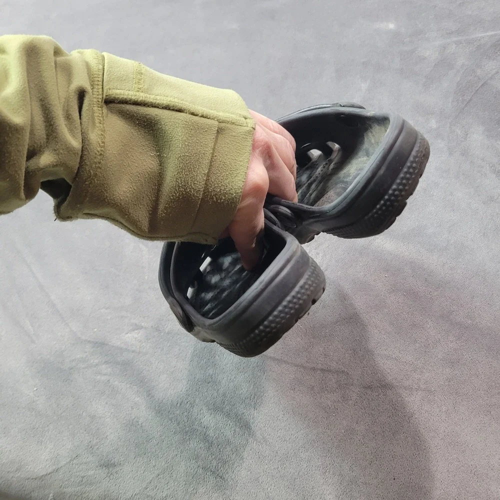Kids Crocs Size 9 Gray Clogs Slip On Shoes‎